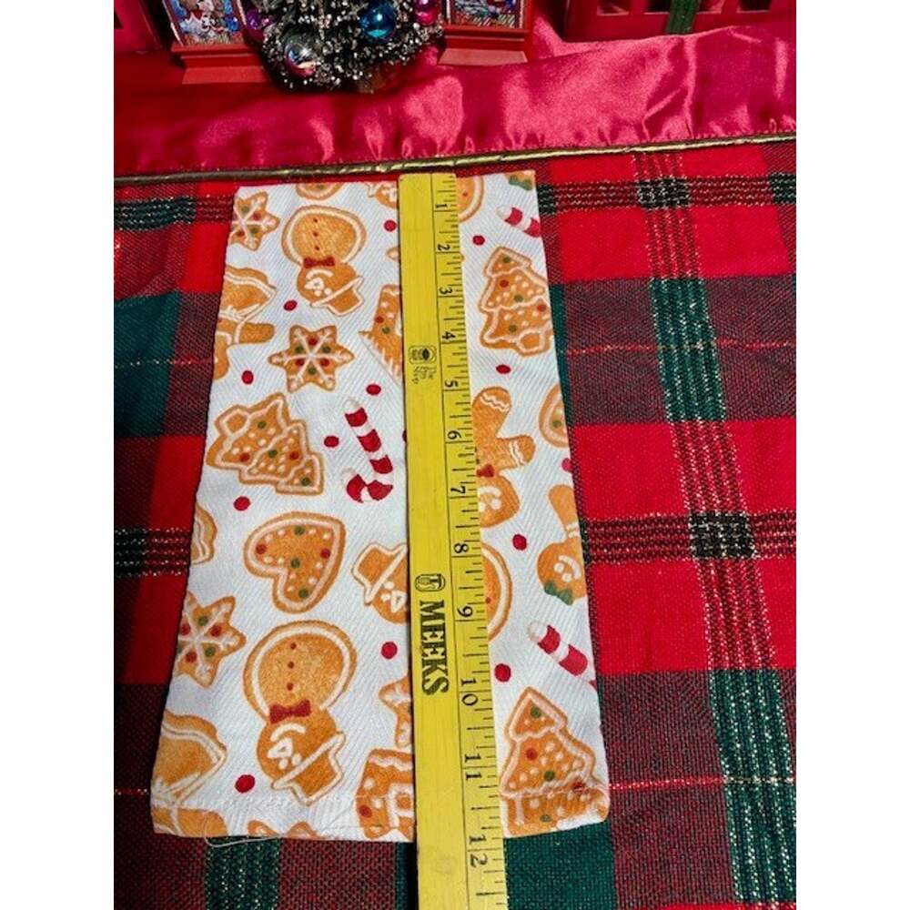 Gingerbread Man Kitchen Tea Towel - Picture 4 of 5